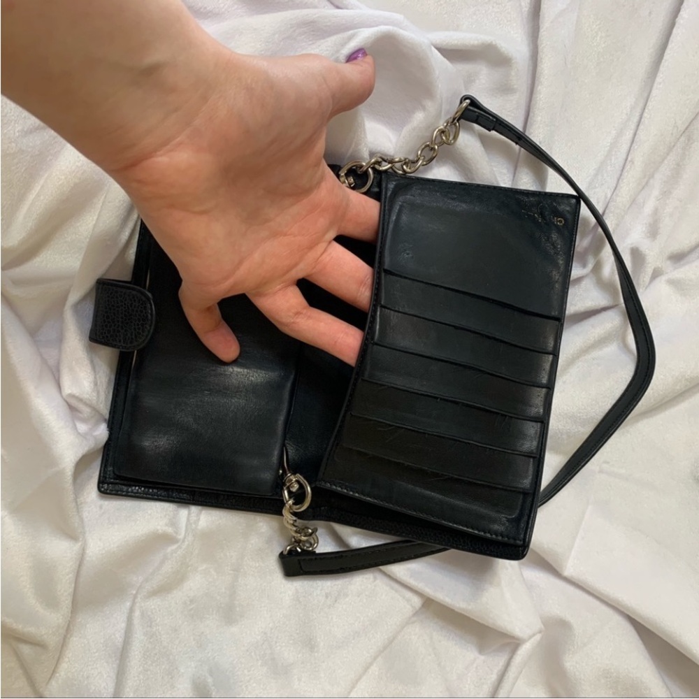 Chanel Black Leather Clutch with Chain Strap - Picture 4 of 11